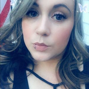 Meet your Posher, Sheena